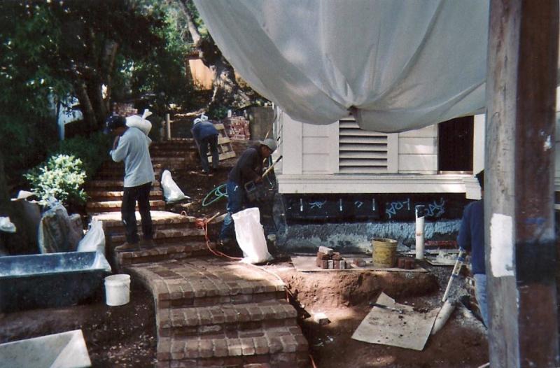 Concret & brick steps